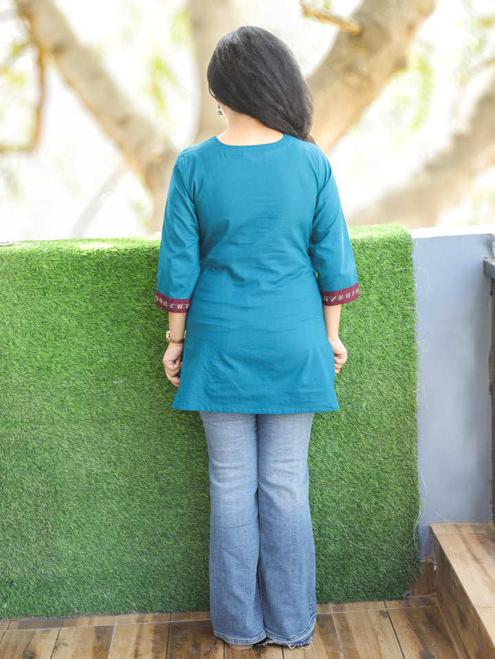 Shally Aqua Teal V Neck Hand Work WIth Lace Patch Short Cotton Kurti