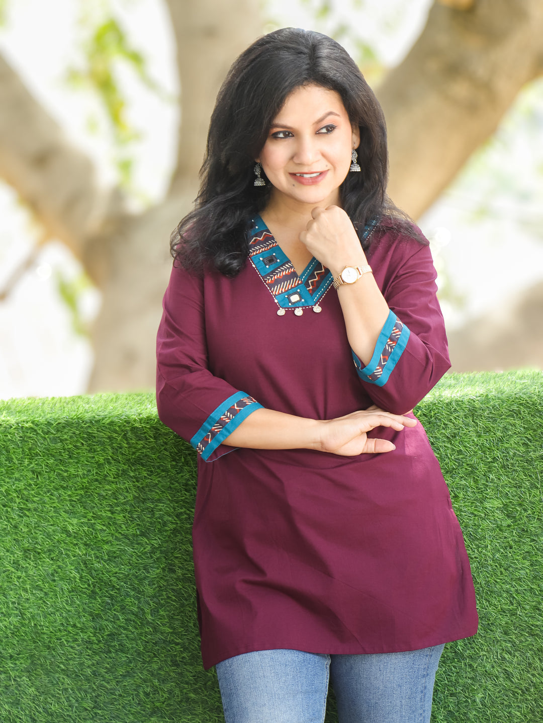 Shally Burgundy Wine V Neck Hand Work WIth Lace Patch Short Cotton Kurti