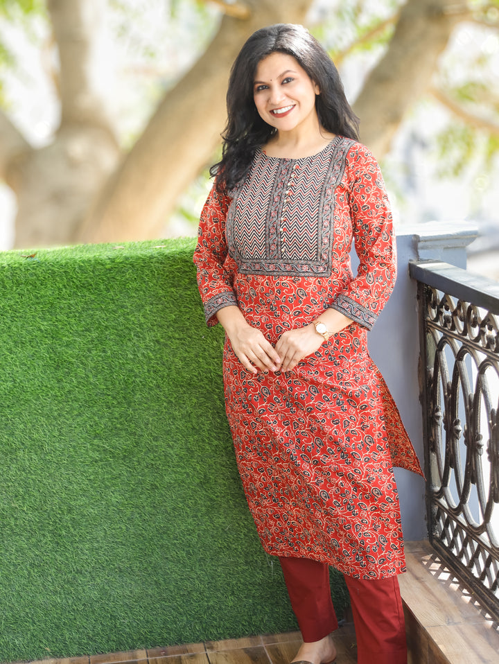 Suhana Cherry Red Potli Work Yoke in Kalamkari Printed Cotton Kurti