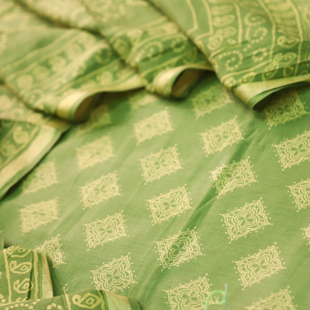Ruhani Pine Green Printed with Mangalgiri Hem Jam Cotton Top Suit Set D3