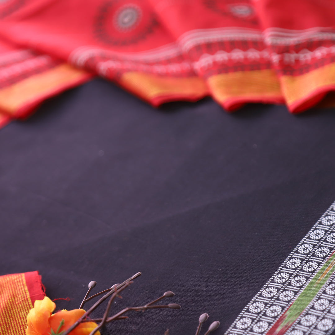 Subhranti Ebony Black Mangalgiri Hem Top with Warli Printed South Cotton Set