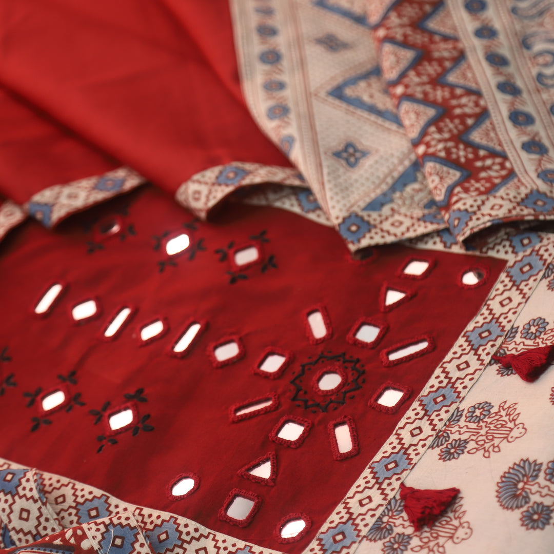 Anjaani Skinn Beige Mirror Neck Work Patch Ajrak Print Cotton Suit Set D2