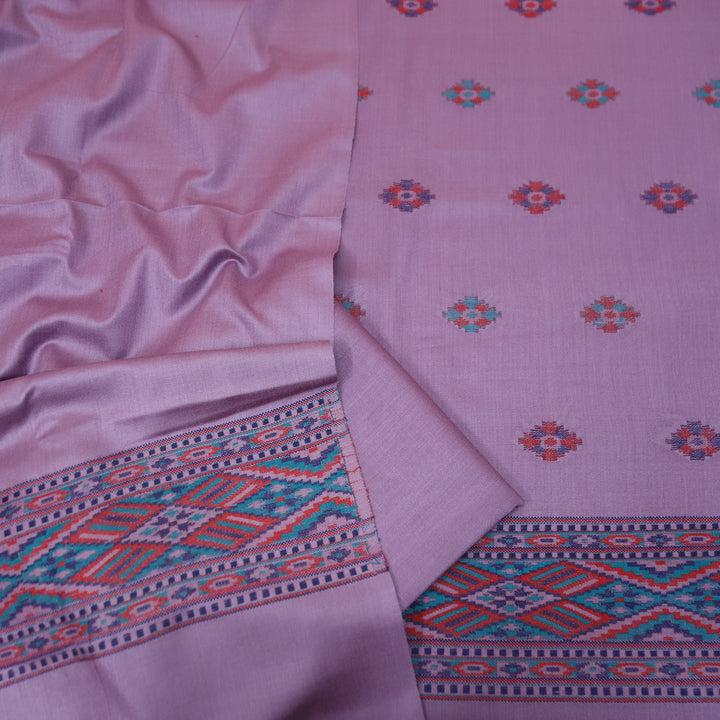 बेगमजान Soft Lavender  All Over Kullu Weaved Hem Semi Pashmina Winter Set