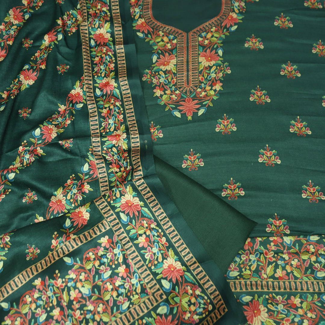 सुप्रिया Sacramento Green Elegant Digital Floral Printed Semi Pashmina winter Set