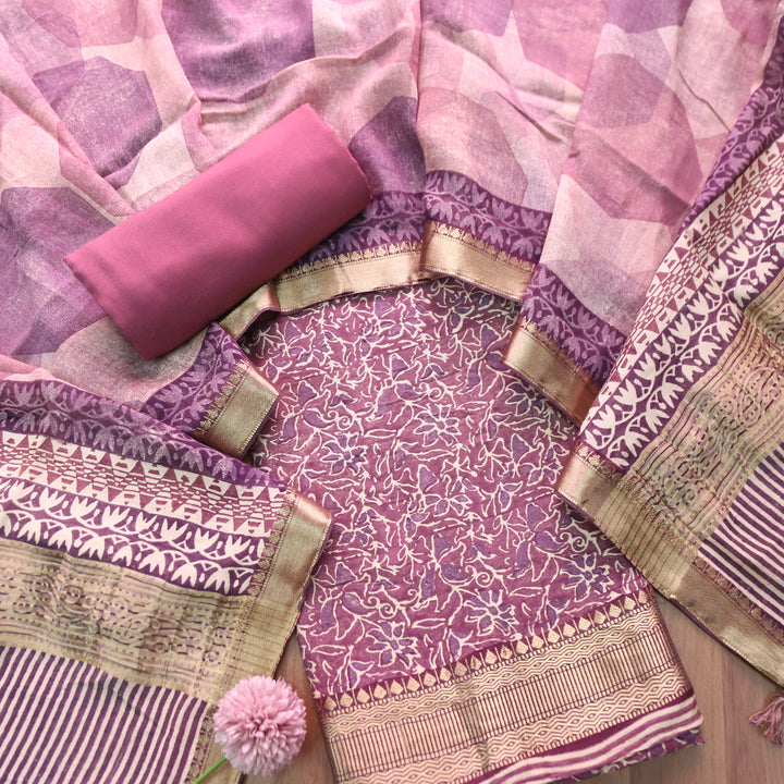 Saarthi Orchid Lilac Floral Printed Zari Weaved Hem Assam Silk Set