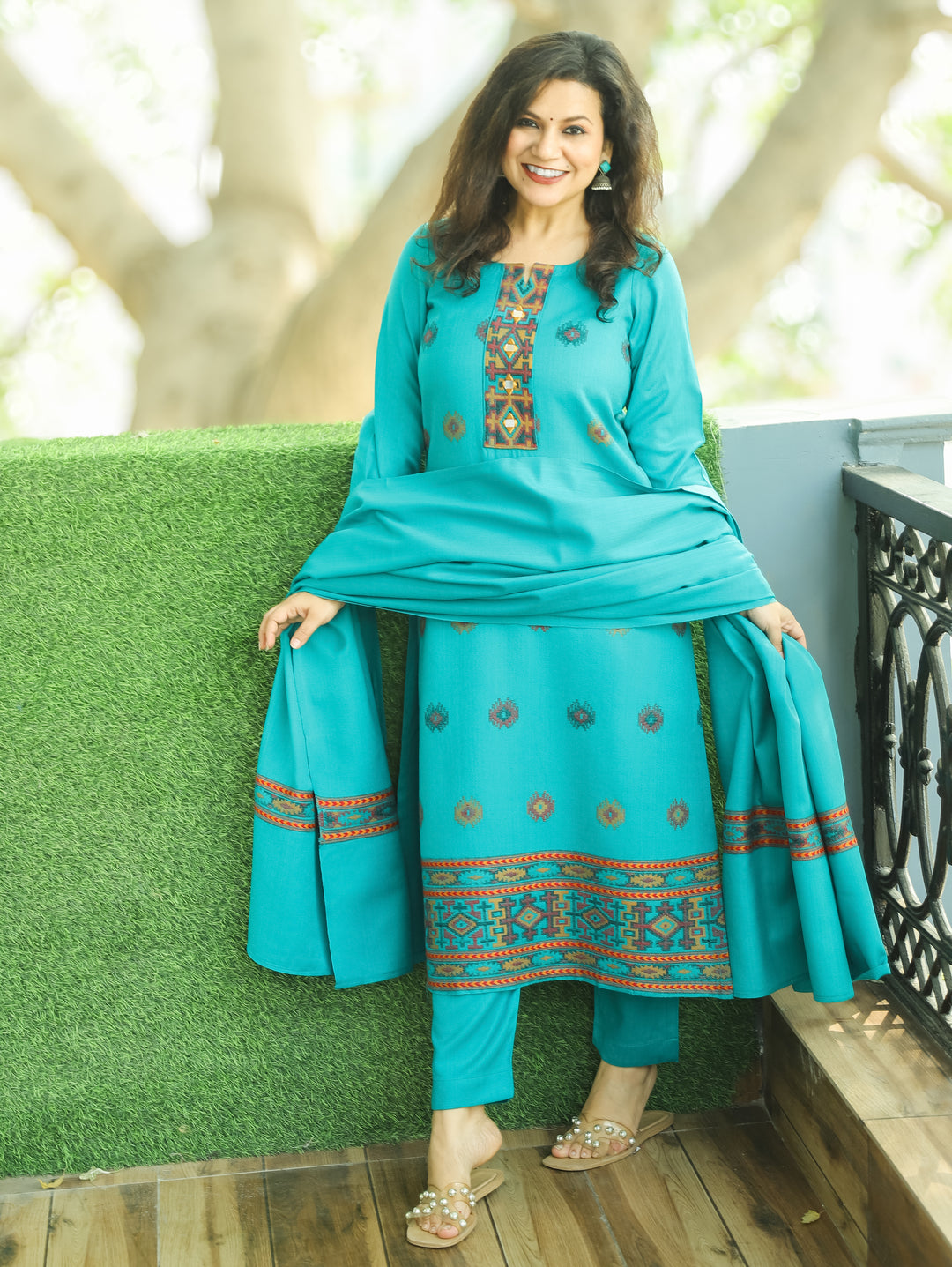 शैलजा Aqua Turquoise Round Neck Kullu Weaved Semi Pashmina Winter 3 Piece Set