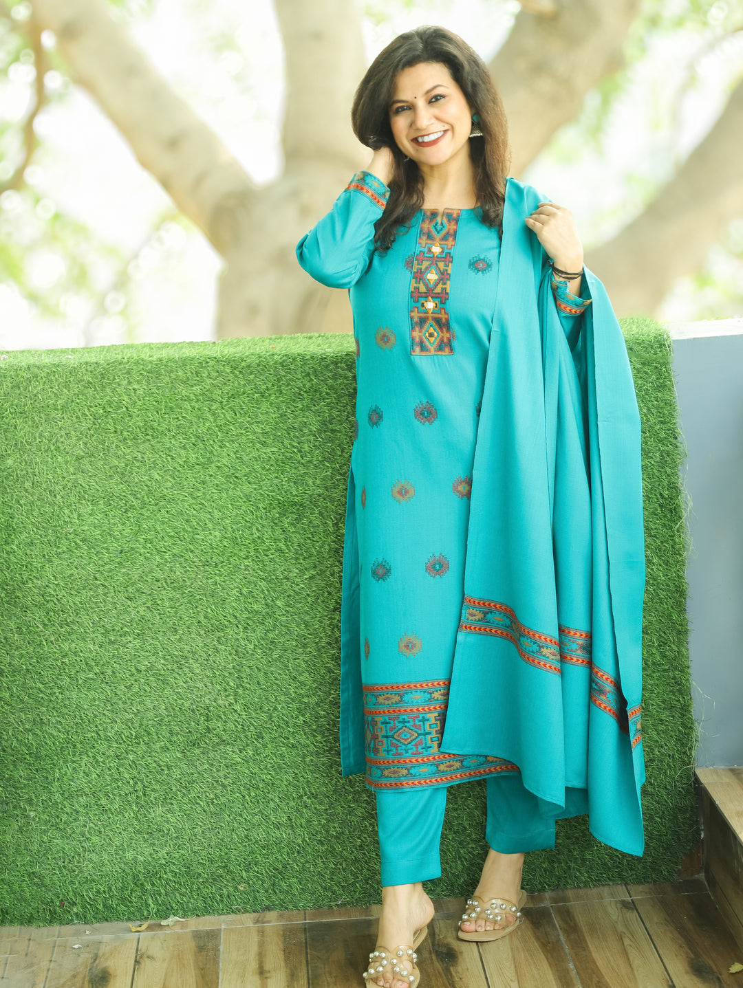 शैलजा Aqua Turquoise Round Neck Kullu Weaved Semi Pashmina Winter 3 Piece Set