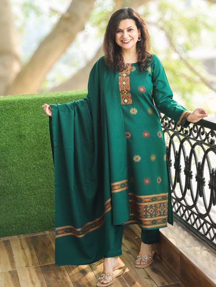 शैलजा Emerald Green Round Neck Kullu Weaved Semi Pashmina Winter 3 Piece Set