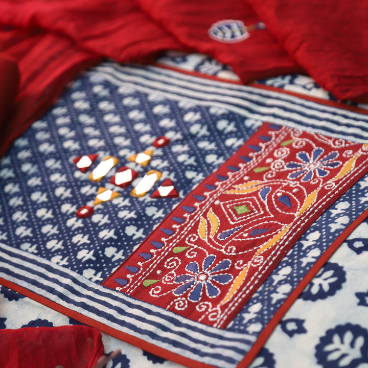 Roop Ice Blue Mirror Work Kutch Fusion Neck Dabu Print Cotton Set