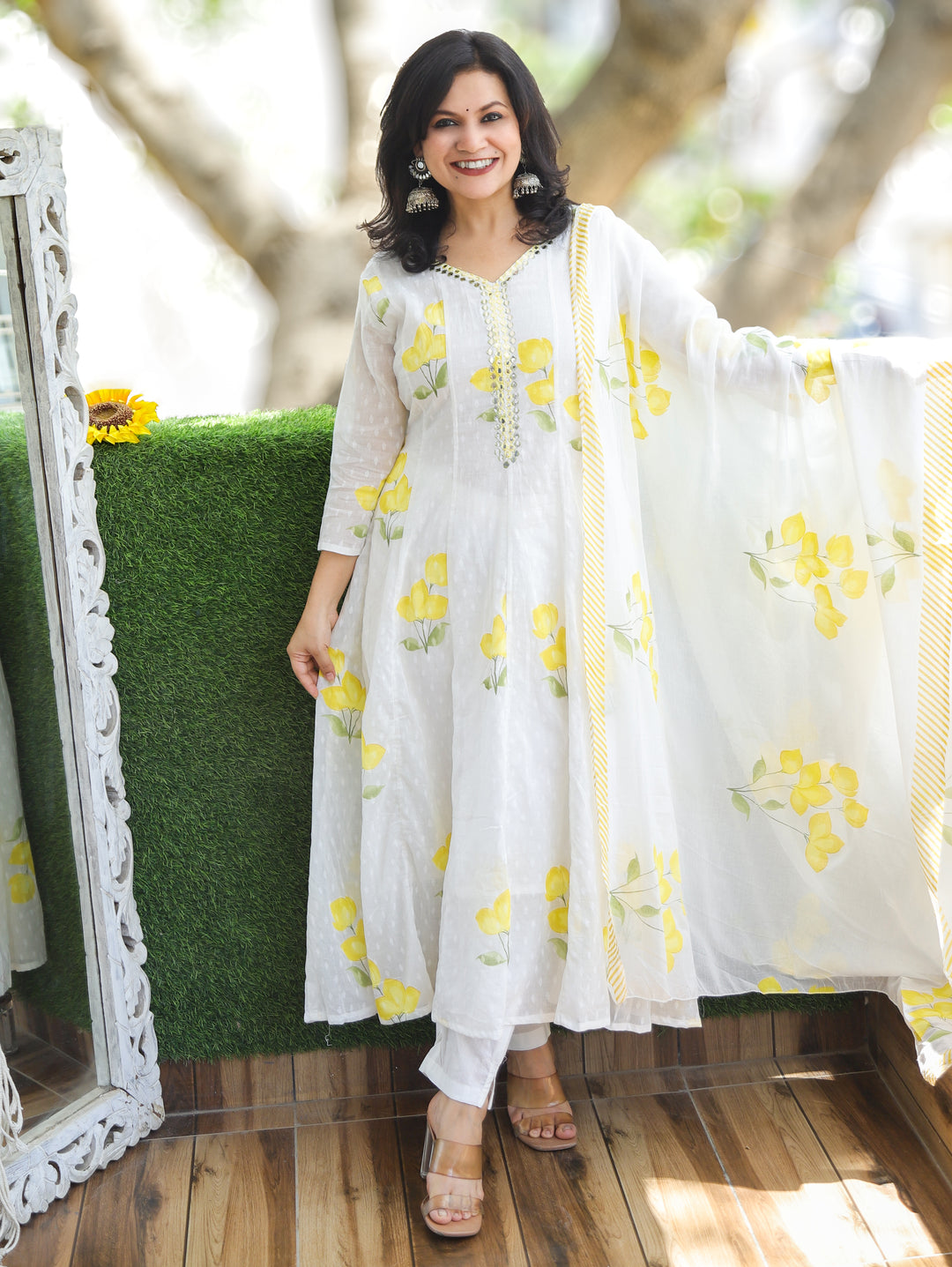 Bella White with Yellow Floral Mul Cotton 3 Piece Set