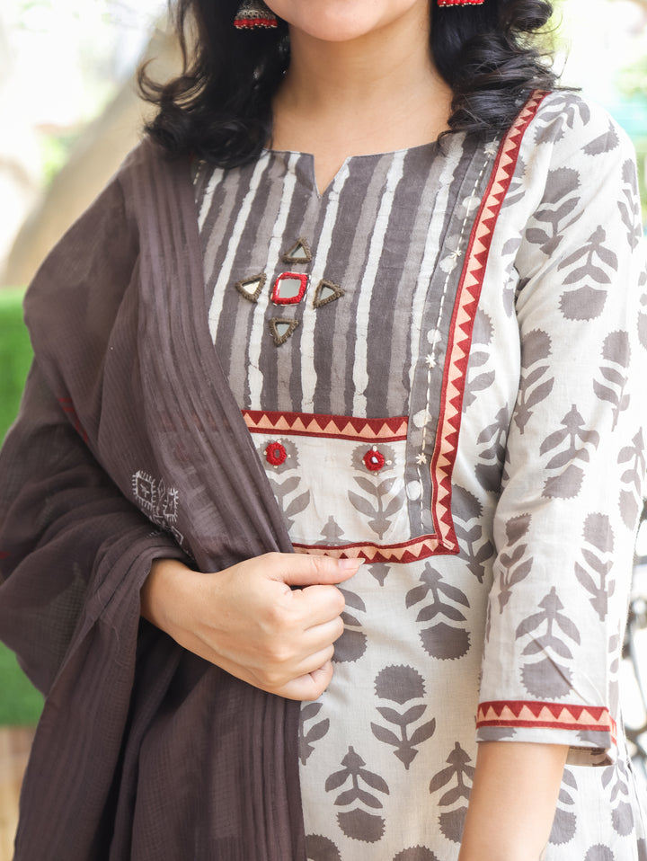 Rushali Latte Beige Dabu Printed 3 Piece Set
