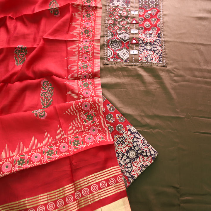 Aarvi Mehendi Green Kutch Patch with Mirror Work Glazed Cotton Suit Set
