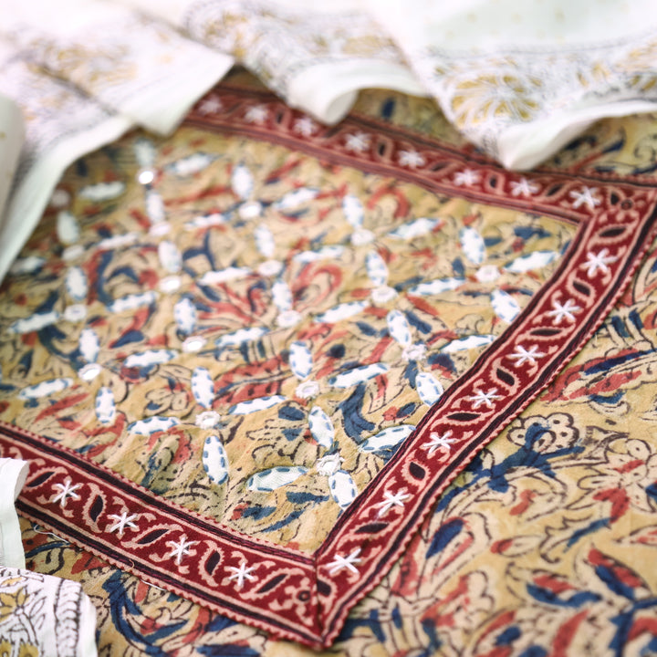Nushrat Olive Green Kalamkari Printed Applique Cotton Set