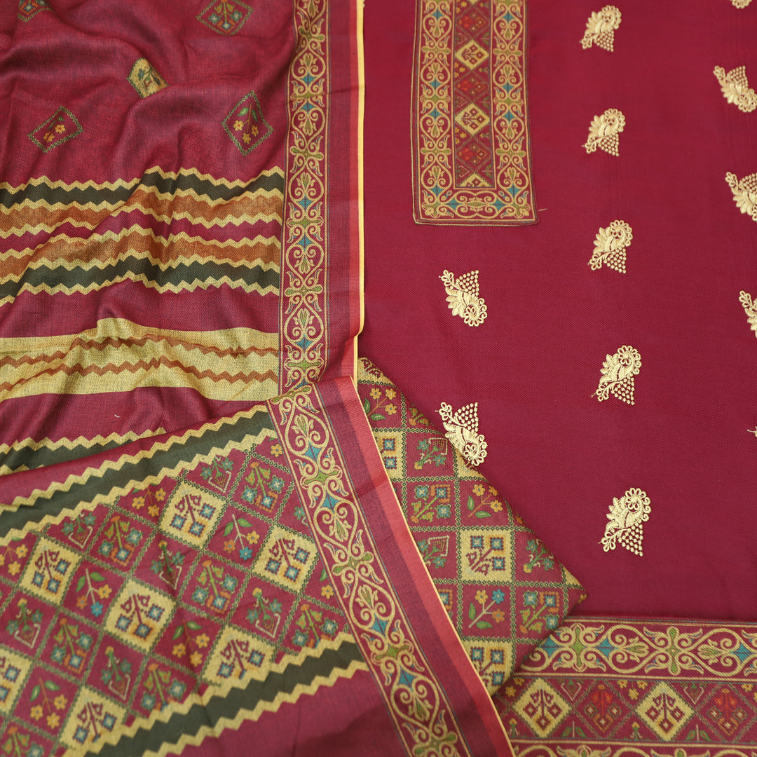 कशिश Magenta Pink Print Patch in Floral Embroidery Work Semi Pashmina Winter Set