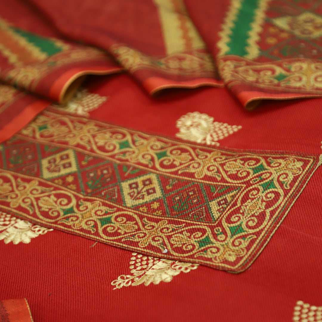 कशिश Tomato Red Print Patch in Floral Embroidery Work Semi Pashmina Winter Set