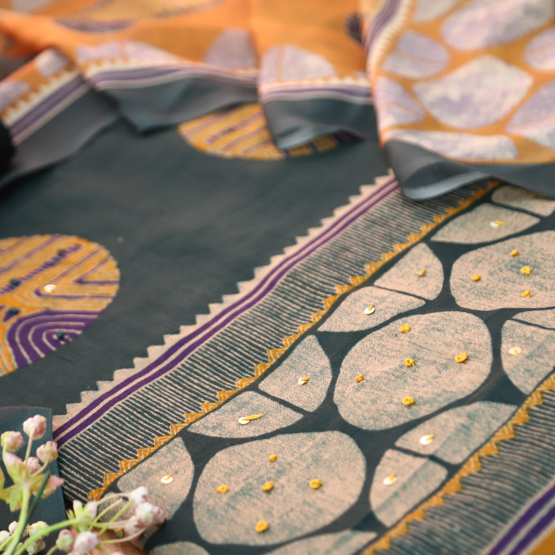 Suroor Sacramento Green Digital Printed with French Knot Cotton Set