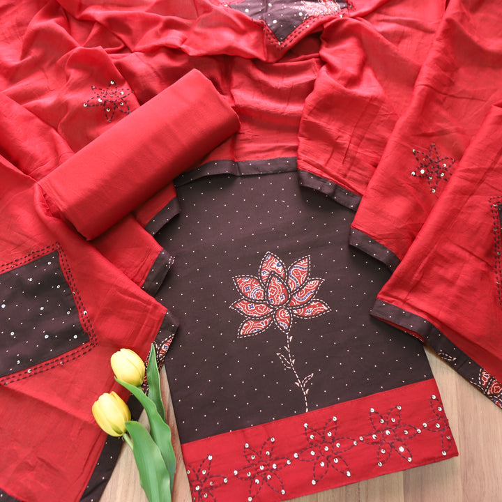 Saloni Ebony Black Ajrak Floral Print with Thread Hem Cotton Set