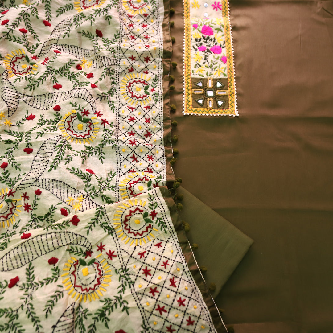 Kanyakumari Mehendi Green Mirror In Front with Patch Glazed Cotton Suit Set