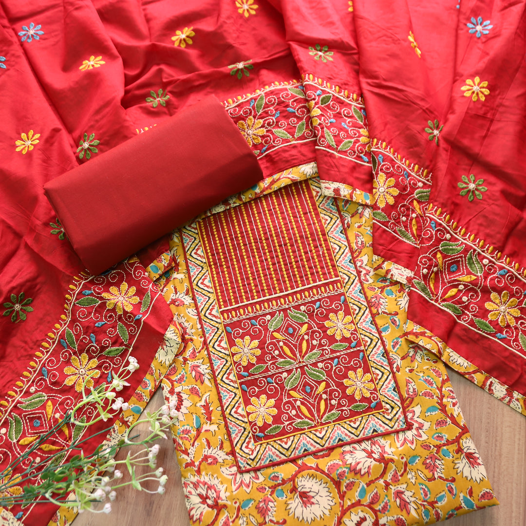Mohini Dijon Yellow Embroidered Yoke on Kalamkari Printed Cotton Set