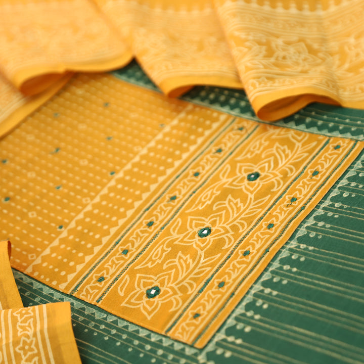 Bansi Pine Green Batik Printed Yoke in Weaved Cotton Set