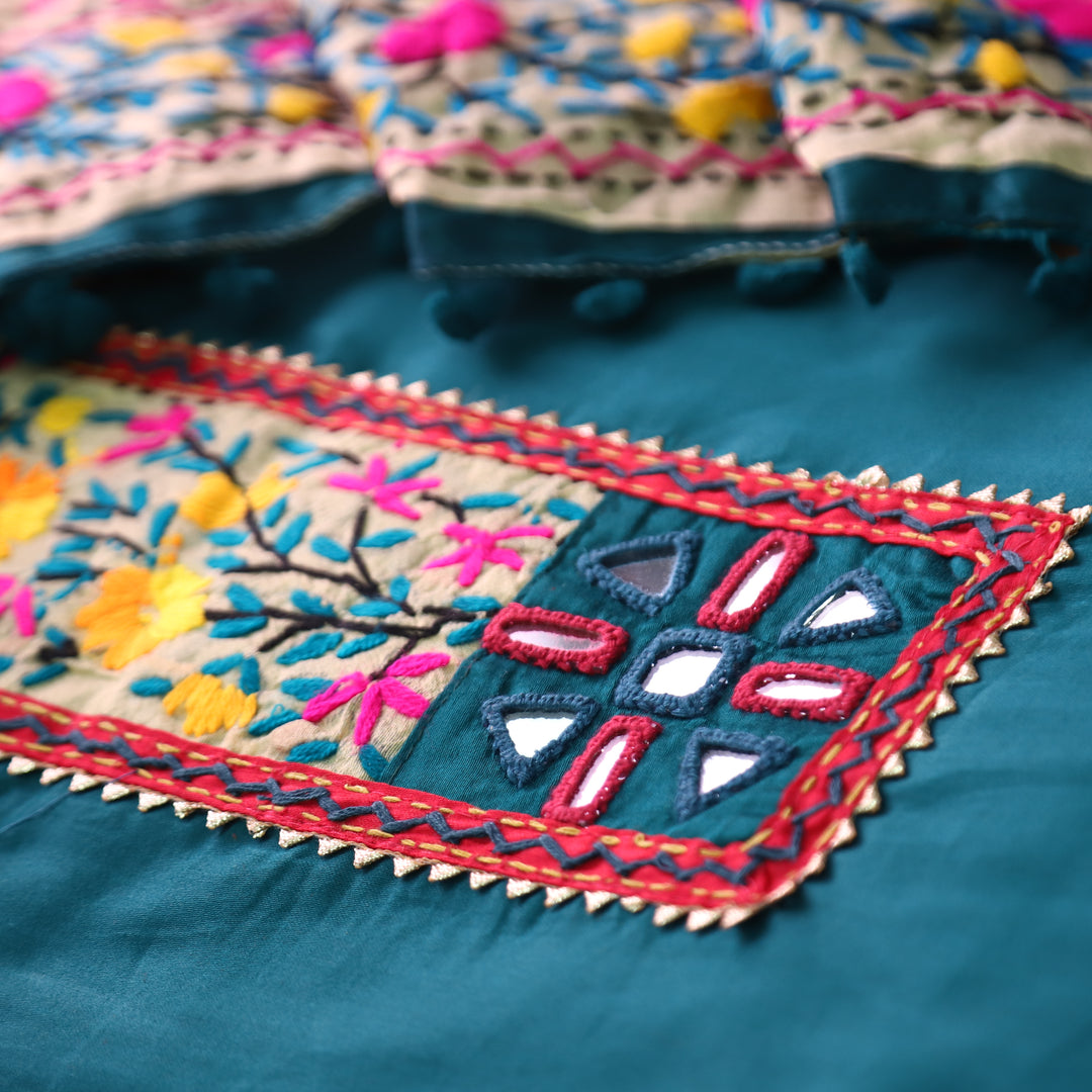 Kanyakumari Prussian Blue Mirror In Front with Patch Glazed Cotton Suit Set