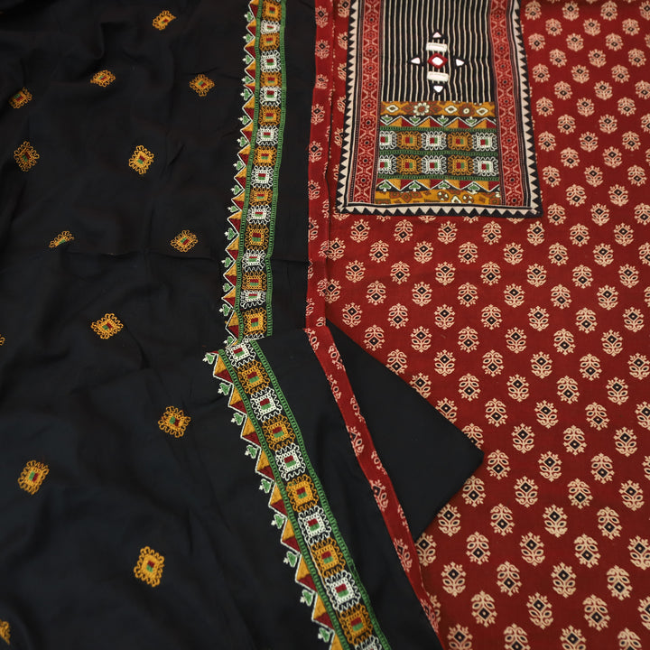 Sundri Berry Red Kutch Patch with Mirror in Embroidered Yoke Printed Cotton Set