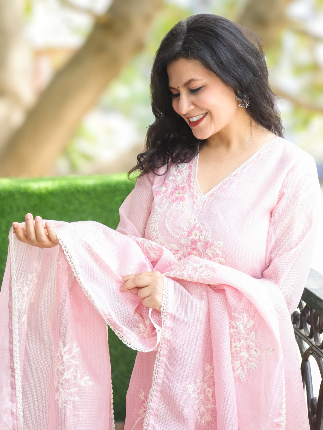 Roshni Baby Pink V Neck Kardana Work Kota Doriya 3 Piece Set