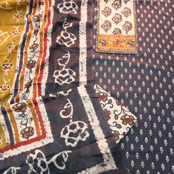 Noorani Navy Blue French Knot Neck Yoke Printed Cotton Set