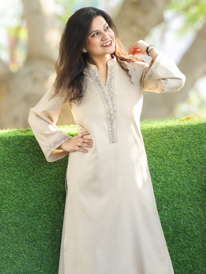 Reenaya Shell White Ban Collar with Floral Embroidered Patch Fleece Winter Kurti