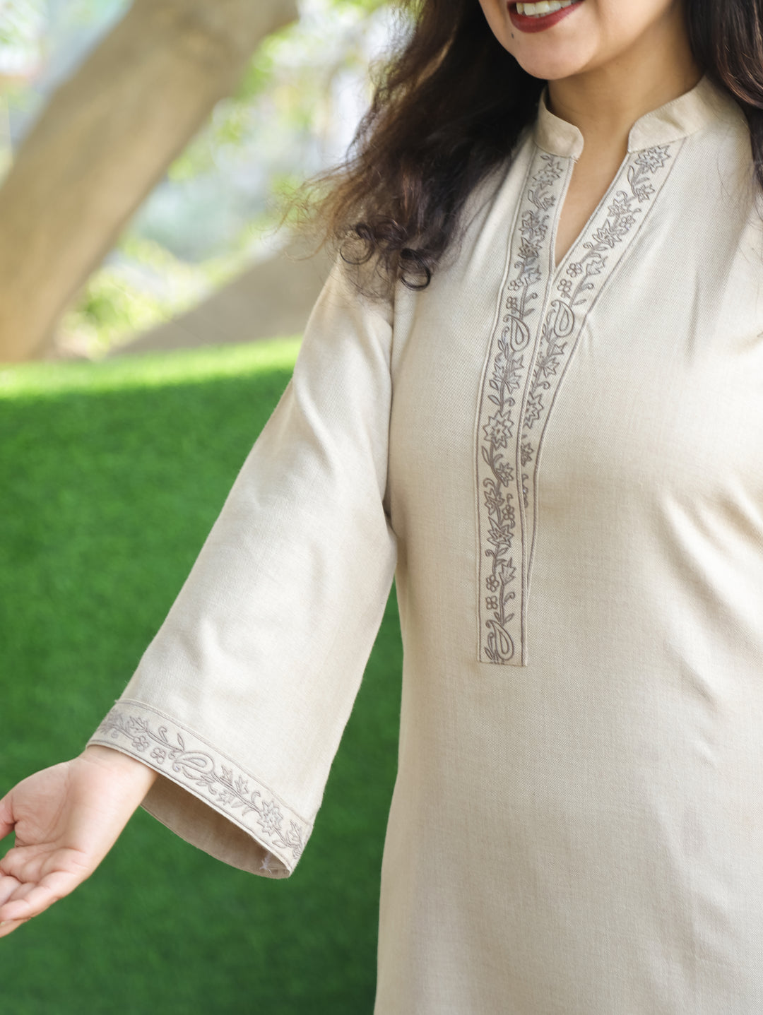 Reenaya Shell White Ban Collar with Floral Embroidered Patch Fleece Winter Kurti