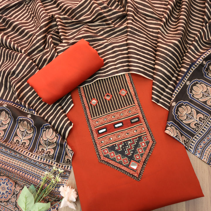 Roopsidhi Apple Red Mirror With Printed Yoke Cotton Set