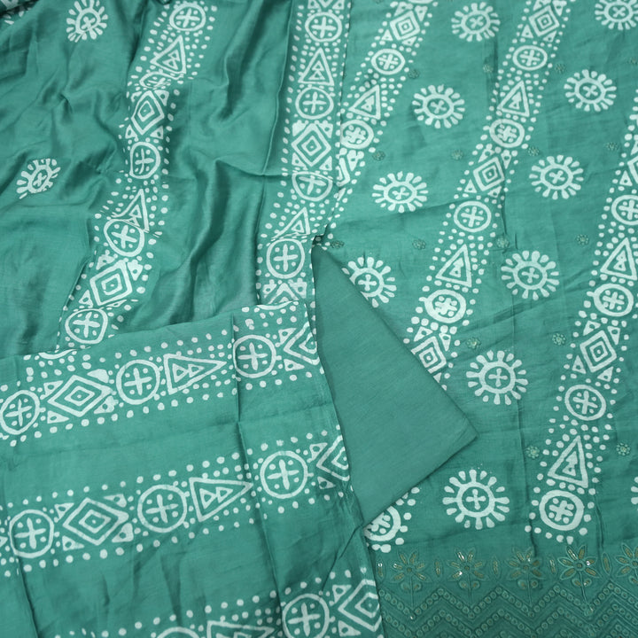 Kranti Castleton Green All Over Batik Printed with Lace Work Hem Cotton Suit Set
