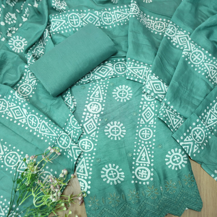Kranti Castleton Green All Over Batik Printed with Lace Work Hem Cotton Suit Set