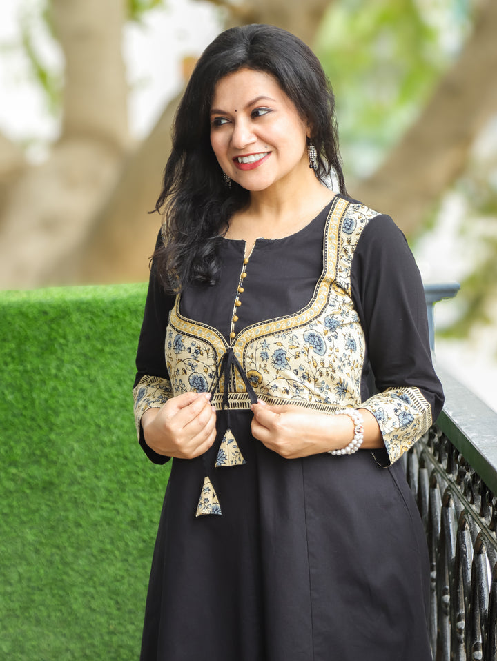 Raaha Ebony Black Mughal Style Anarkali Cotton Kurti