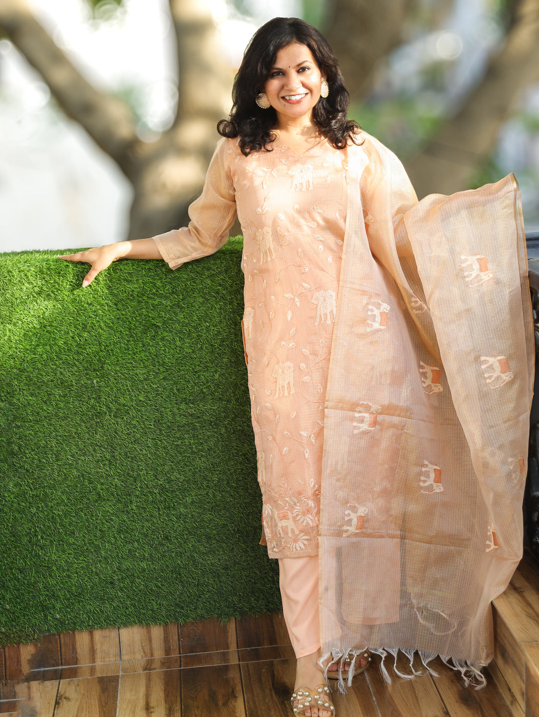 Sharda Peach Gajj Embroidered Shimmer Kota Doriya Set