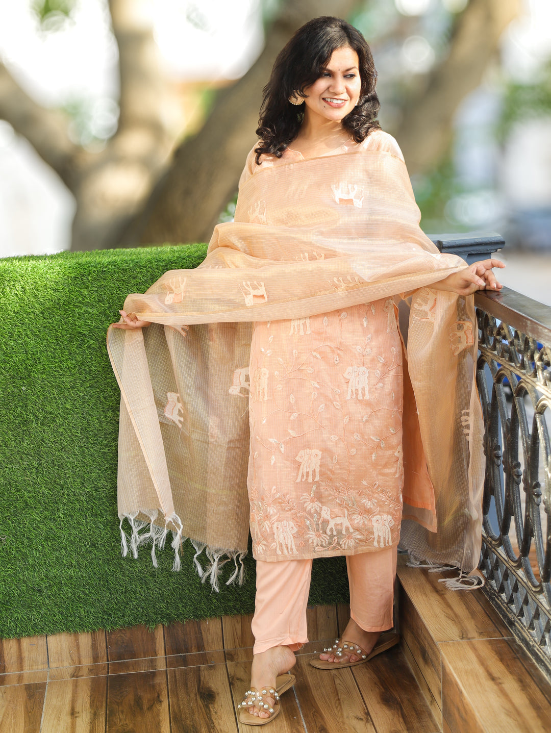 Sharda Peach Gajj Embroidered Shimmer Kota Doriya Set