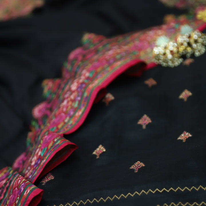 Saraayah Black Luxe Pochampally Print in Pogishan Jacquard Weaved Gajji Silk Set