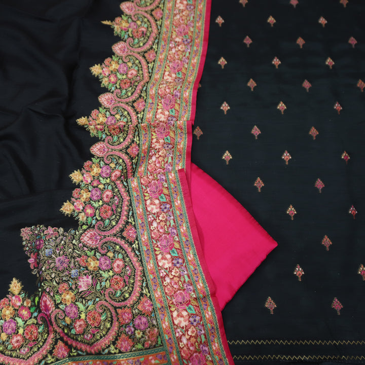 Saraayah Black Luxe Pochampally Print in Pogishan Jacquard Weaved Gajji Silk Set