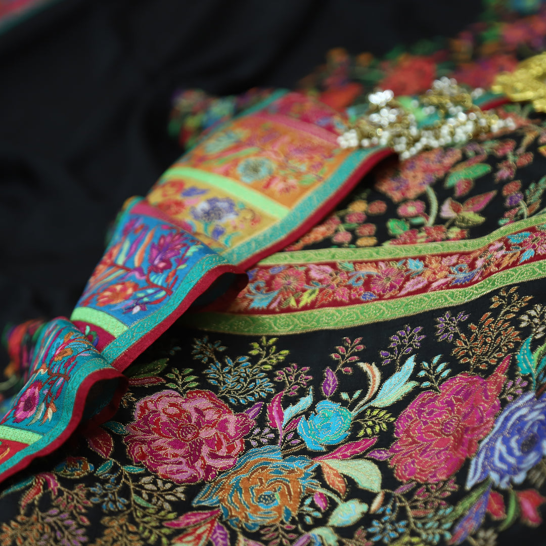 Saraayah Black Luxe Pochampally Print in Pogishan Jacquard Weaved Gajji Silk Set