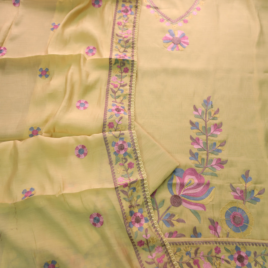 Mannat Butter Yellow Aari Embroidered Hem Mul Chanderi Set