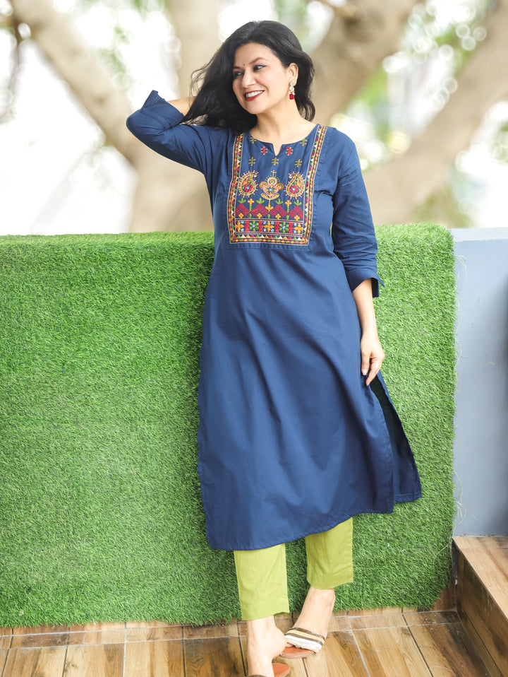 Hayat Navy Blue Emroidered Work Cotton Kurti