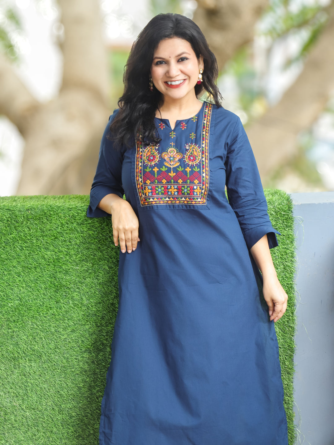 Hayat Navy Blue Emroidered Work Cotton Kurti