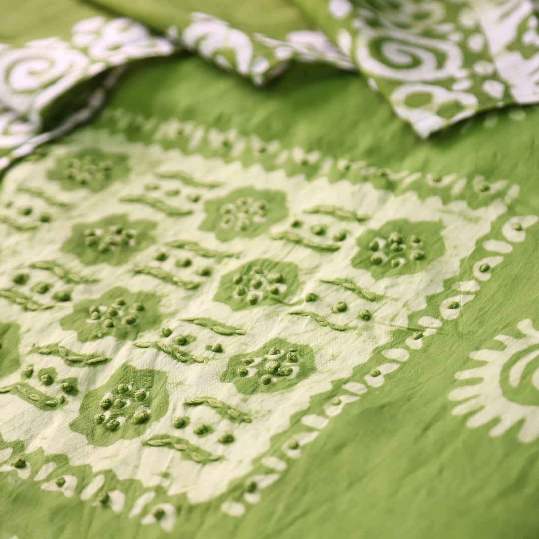 Kalyani  Leaf Green Fench Knot Batik Print Modal Set