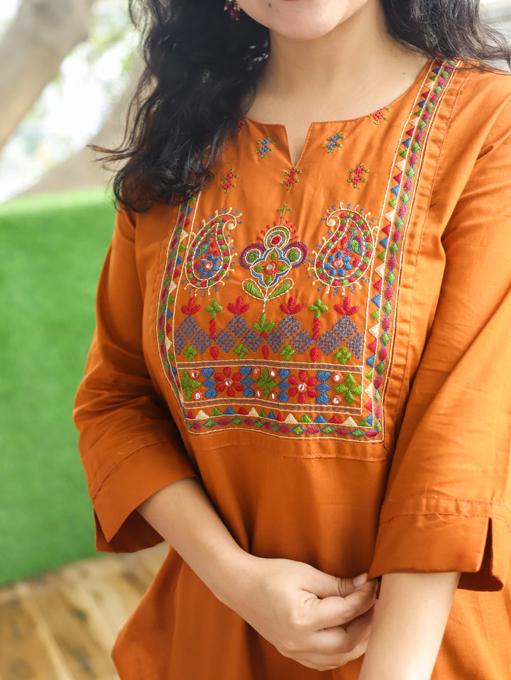 Hayat Rust Orange Emroidered Work Cotton Kurti