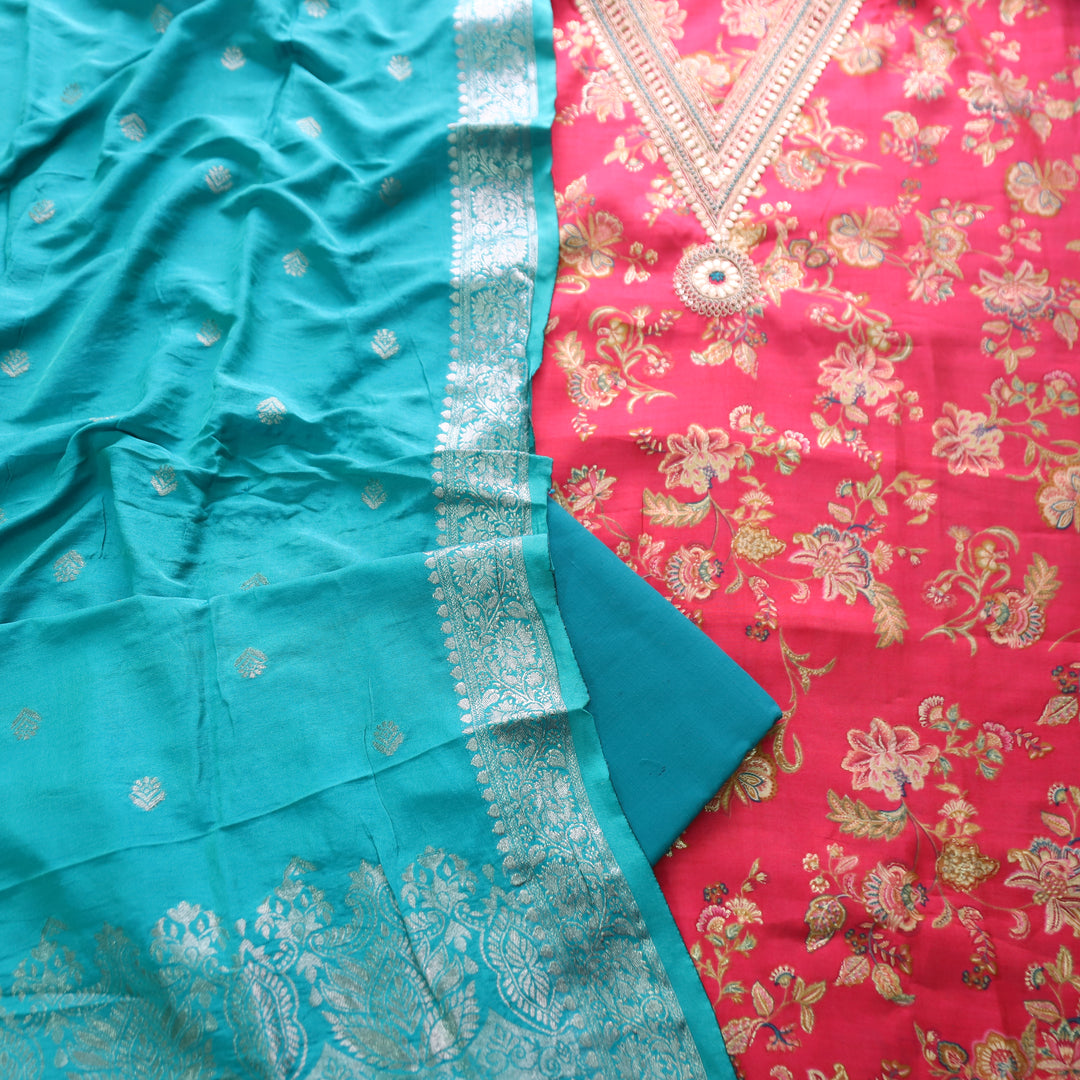 Raahi Lotus Pink V Neck and Embellish with Foil Work in Floral Printed Modal Set