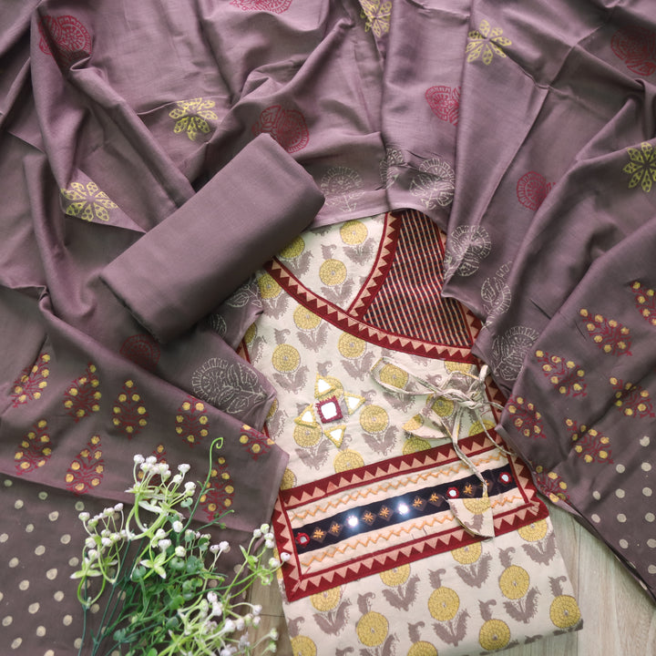 Shakuntala Ivory Beige Angrakha Neck Kutch Patch Work Cotton Suit Set D2