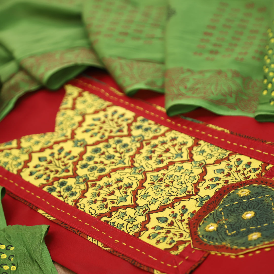 Mira Brick Maroon Kalamkari Printed Yoke Jam Cotton Set