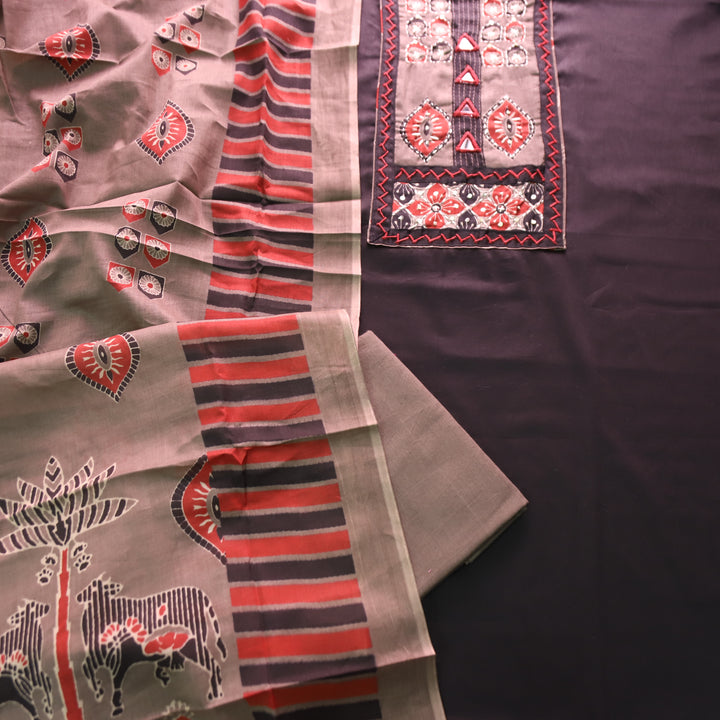 Bhumi Daisy Black Kutch Yoke with Mirror Work Glazed Cotton Set