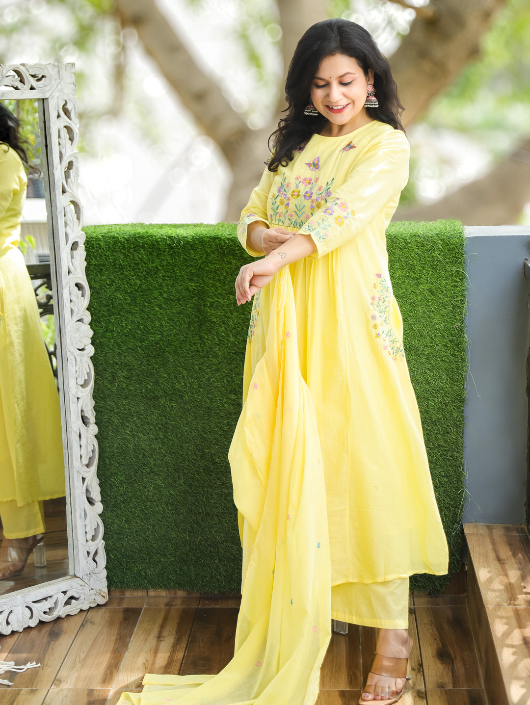 Petal Butter Yellow Embroiderd 3 Piece Set
