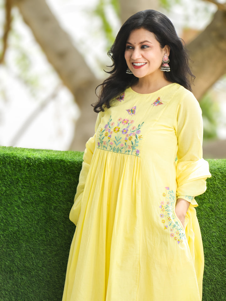 Petal Butter Yellow Embroiderd 3 Piece Set